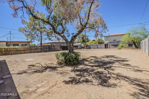 Exterior - 9628 N 10th Ave, Phoenix, AZ 85021 photo 1 of 5