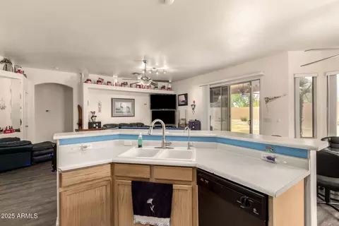 Kitchen - 10424 E Forge Ave, Mesa, AZ 85208 photo 4 of 4