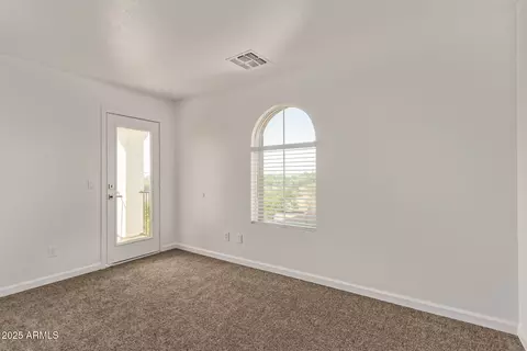 Bedroom - 1401 E Bloch Rd, Phoenix, AZ 85040 photo 1 of 5