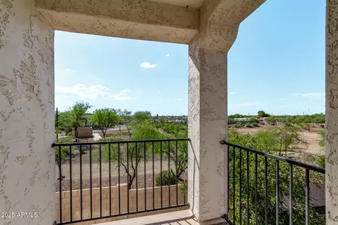 Exterior - 1401 E Bloch Rd, Phoenix, AZ 85040 photo 8 of 9