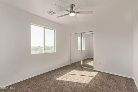 Bedroom - 1401 E Bloch Rd, Phoenix, AZ 85040 photo 4 of 5