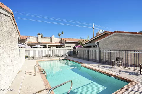 Exterior - 4339 E Osborn Rd, Phoenix, AZ 85018 photo 5 of 6