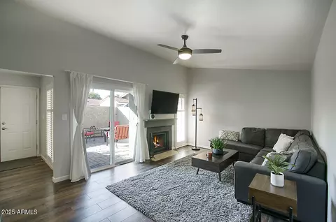 Living - 4339 E Osborn Rd, Phoenix, AZ 85018 photo 1 of 2