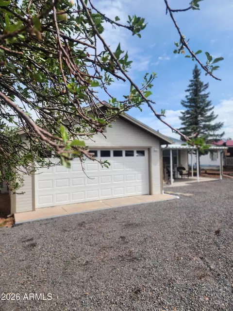 1590 Peterson Rd, Lakeside, AZ 85929