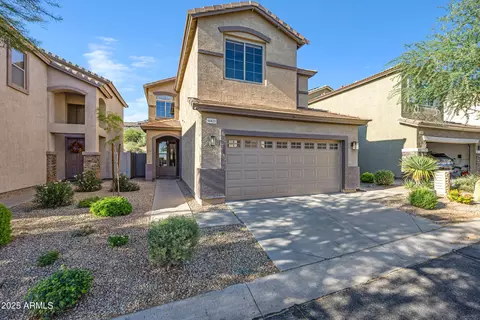 16825 S Blue Ct, Phoenix, AZ 85048