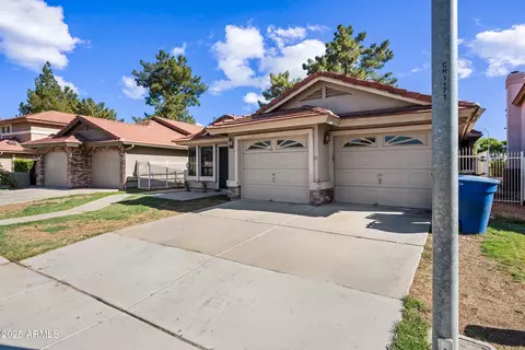 5751 W Del Rio St, Chandler, AZ 85226