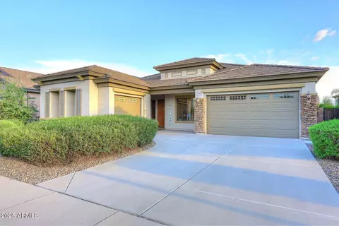 1945 E Grand Canyon Dr, Chandler, AZ 85249