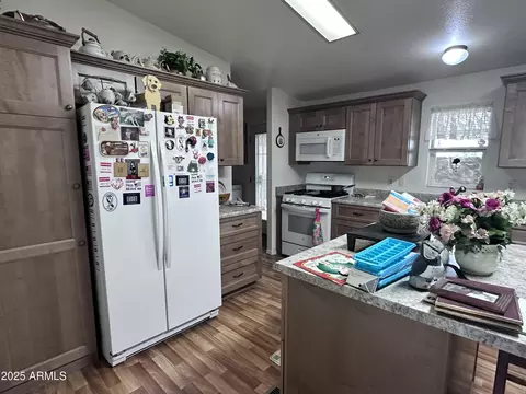 1290 E Montecito Dr, Globe, AZ 85501 photo 4
