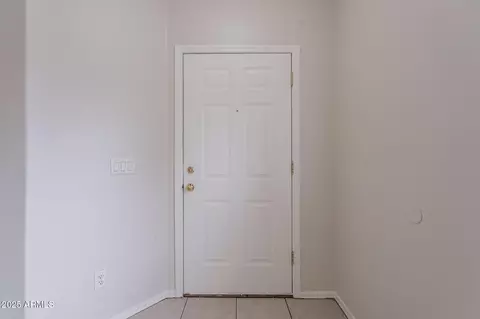 2210 N 27th Pl, Phoenix, AZ 85008 photo 6