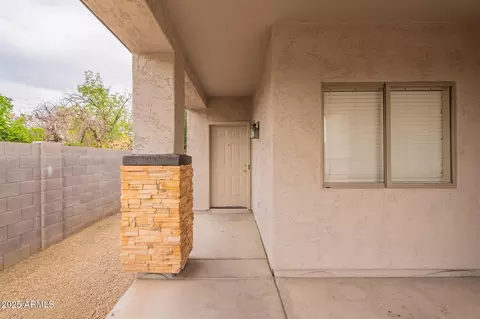 2210 N 27th Pl, Phoenix, AZ 85008 photo 4