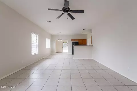 2210 N 27th Pl, Phoenix, AZ 85008 photo 11
