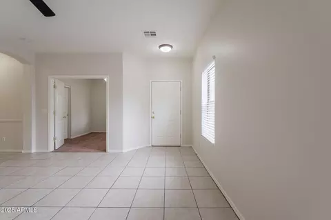 2210 N 27th Pl, Phoenix, AZ 85008 photo 7