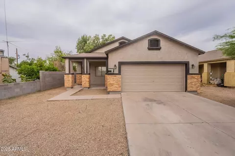 2210 N 27th Pl, Phoenix, AZ 85008