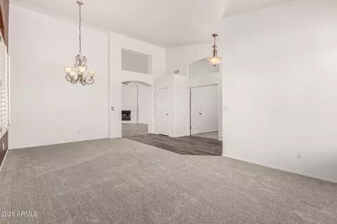 217 W Smoke Tree Rd, Gilbert, AZ 85233 photo 3