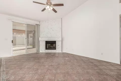 217 W Smoke Tree Rd, Gilbert, AZ 85233 photo 5