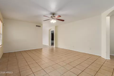 10835 E Clovis Ave, Mesa, AZ 85208 photo 7