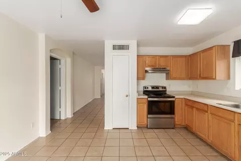 10835 E Clovis Ave, Mesa, AZ 85208 photo 12
