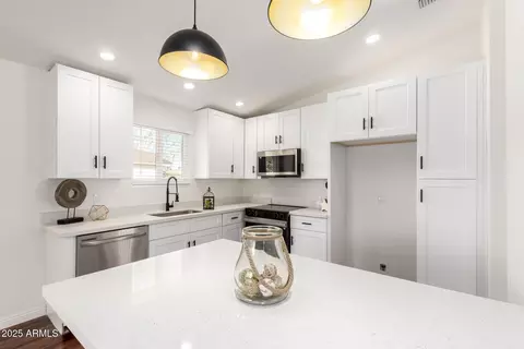 4038 E Holmes Ave, Mesa, AZ 85206 photo 5