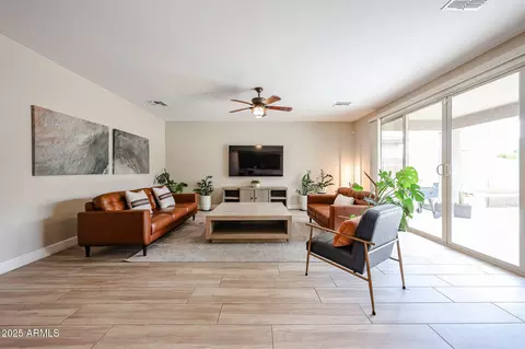 16083 W Laurel Ln, Surprise, AZ 85379