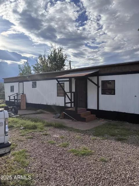 1956 N Ruth St, Douglas, AZ 85607