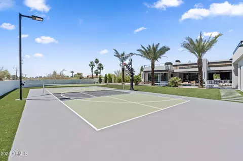 Exterior - 4763 N 53rd St, Phoenix, AZ 85018 photo 12 of 24