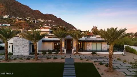 4763 N 53rd St, Phoenix, AZ 85018