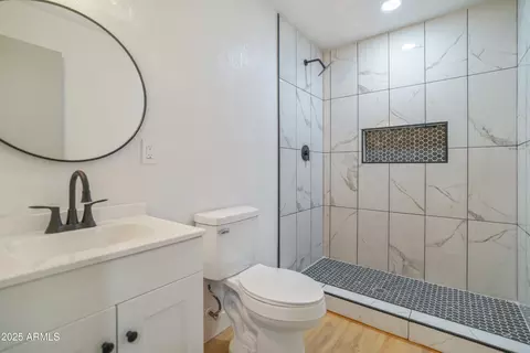 Bath - 3223 W Camelback Rd, Phoenix, AZ 85017 photo 1 of 2
