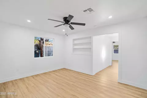 Living - 3223 W Camelback Rd, Phoenix, AZ 85017 photo 1 of 1