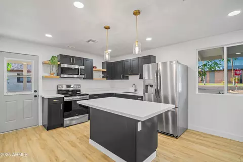 Kitchen - 3223 W Camelback Rd, Phoenix, AZ 85017 photo 2 of 2