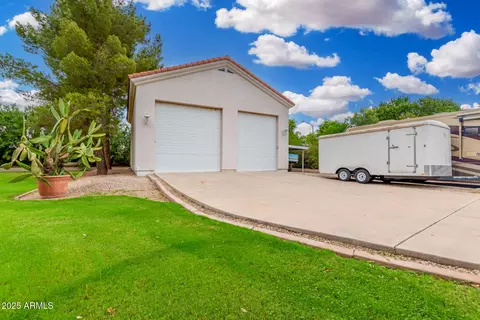 Other - 2610 E Meadowview Dr, Gilbert, AZ 85298 photo 11 of 13