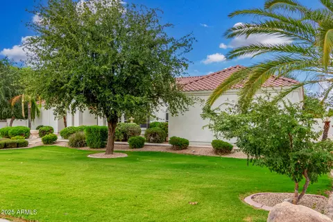 Exterior - 2610 E Meadowview Dr, Gilbert, AZ 85298 photo 3 of 18