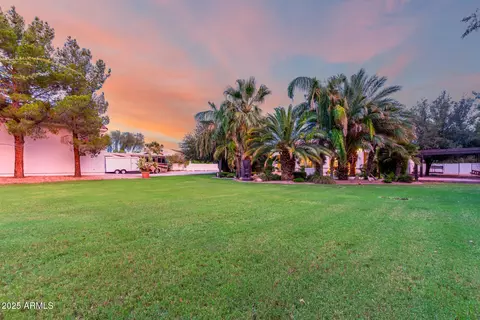 Exterior - 2610 E Meadowview Dr, Gilbert, AZ 85298 photo 11 of 18