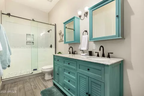 Bath - 2610 E Meadowview Dr, Gilbert, AZ 85298 photo 5 of 5