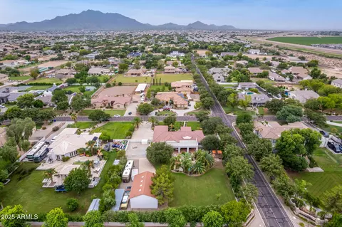 View/Area - 2610 E Meadowview Dr, Gilbert, AZ 85298 photo 6 of 6