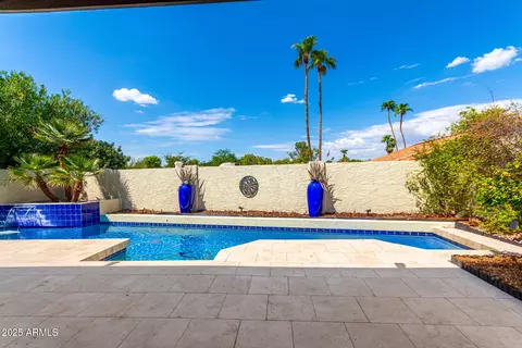 4732 Euclid Ave, Phoenix, AZ 85044 photo 2