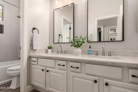 Bath - 3463 E Page Ave, Gilbert, AZ 85234 photo 3 of 4