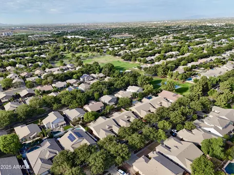 View/Area - 3463 E Page Ave, Gilbert, AZ 85234 photo 6 of 7