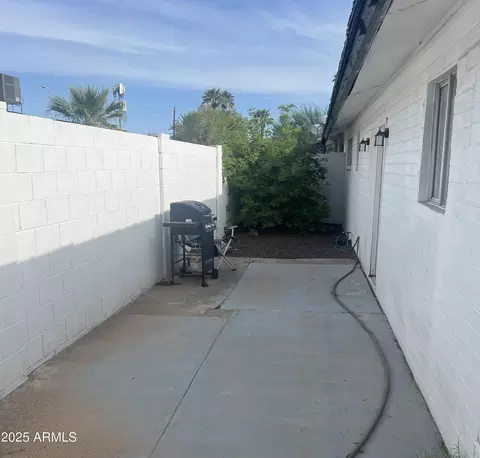 Exterior - 4847 E Cambridge Ave, Phoenix, AZ 85008 photo 1 of 2