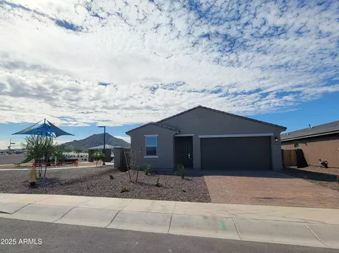 35352 N Flora Way, Queen Creek, AZ 85142