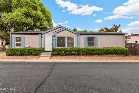 5276 N Thornton Pl, Flagstaff, AZ 86004