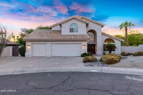 13402 S Warpaint Dr, Phoenix, AZ 85044