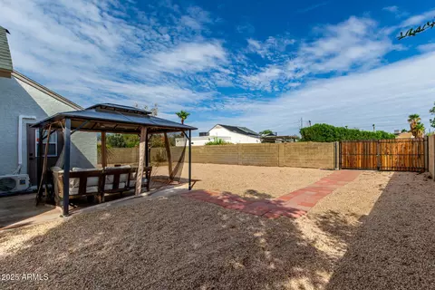 Exterior - 1442 E Dava Dr, Tempe, AZ 85283 photo 4 of 5