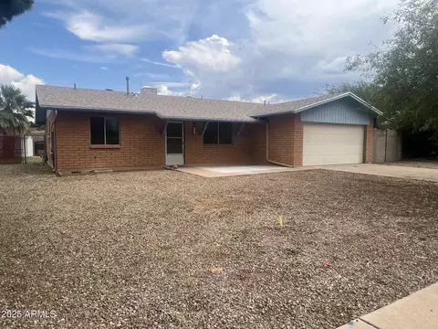 611 Palo Verde Dr, Sierra Vista, AZ 85635