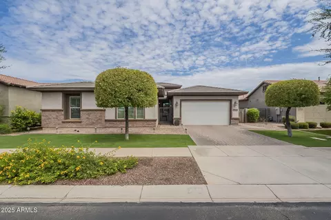 7512 E Peralta Ave, Mesa, AZ 85212
