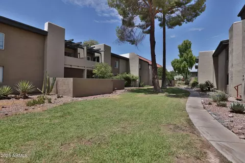 Exterior - 4201 E Camelback Rd #25, Phoenix, AZ 85018 photo 8 of 8