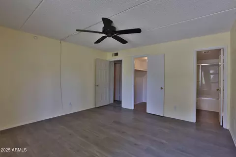 Bedroom - 4201 E Camelback Rd #25, Phoenix, AZ 85018 photo 1 of 3