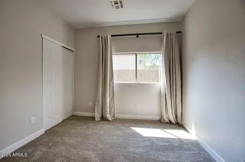 Bedroom - 1302 E Milada Dr, Phoenix, AZ 85042 photo 3 of 4