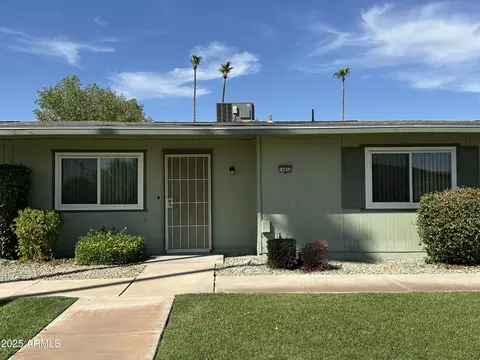 10856 W Santa Fe Dr, Sun City, AZ 85351