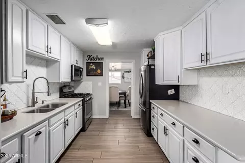 Kitchen - 448 N 98th St, Mesa, AZ 85207 photo 3 of 4