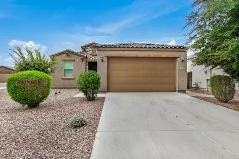 4490 W Horsenettle Dr, San Tan Valley, AZ 85142